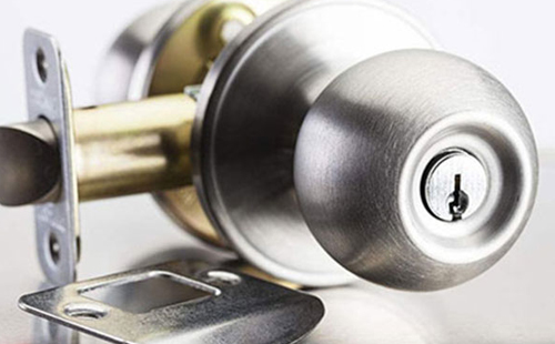 臨海開(kāi)指紋鎖（修鎖換鎖芯電話）